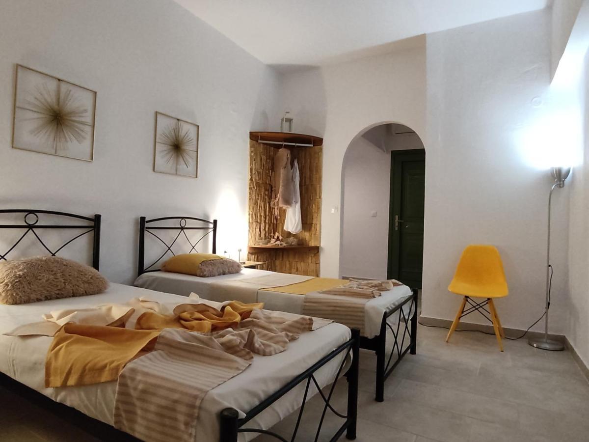 Roza'S Home And Studios Benitses  Buitenkant foto